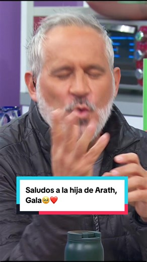 Le mandamos saludos a la hija de @Arath De La Torre Oficial @Gala De La Torre hasta el hospital ¡Mejórate! ❤️💕