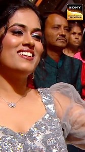 3.7M views · 34K reactions | Up wala thumka ❤️ | Govinda best performance #afrozvlogger #viralreels #IndianIdolSeason15 #trendingreelsvideo #hindisong #90s | Afroz Vlogger | Facebook