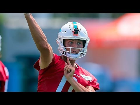 Zach Wilson Looks "Really Sharp" at Dolphins Training Camp