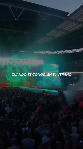 Letra en Español de la Canción 'Summer' de Calvin Harris ft. Dua Lipa