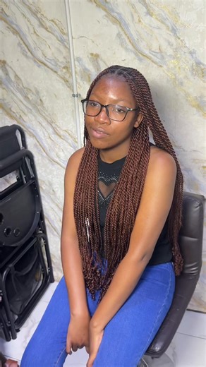 Knotless twist with curls 0779629676#harare Knotless twist braider#zim Knotless twist braider #braiderinharare #trendingvideo