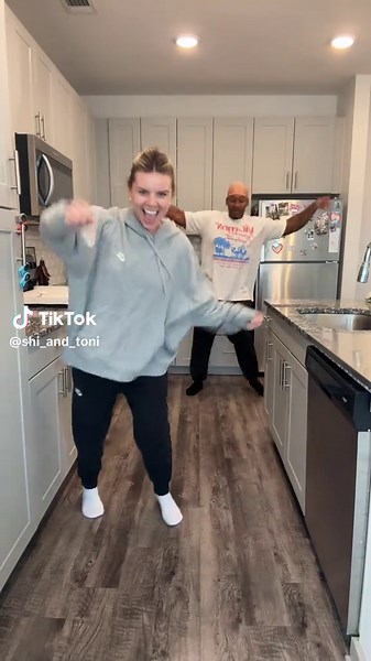 Bad Mama Jama: Fun Moments with Shi and Toni