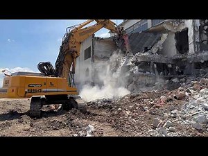 Liebherr 954 Excavator With 5 Tons Hydraulic Hammer Demolishing Building - Sotiriadis/Labrianidis 4k
