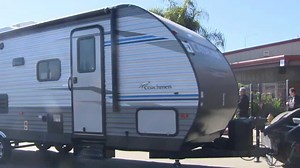 Emergency housing trailers arrive in Stockton to help families