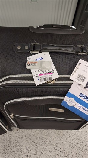 @Ross Dress for Less has the best deals on @Samsonite luggages 🧳 #rossdressforless #rossfinds #samsonite #travel #vacation #checkinluggage #carryonluggage #flying #luggages #shopping #jayrule