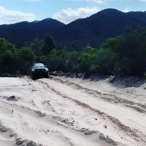 You know it just makes sense to get #Mantafied. If you're still driving around with your old, restrictive factory exhaust system then you're missing out on the best things about owning a Landcruiser: The sound and power that comes from an unrestricted V8 engine. Get in touch today to find out how much more fun your car could be! #repost from @lachlans.travels Big Sandy… No worries 👍🏻 . . #lachlanstravels #bigsandy #bigsandybyfield #byfieldnationalpark #4wd247rigs #mantaperformanceexhaust #mant