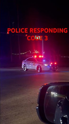 Police Responding Code 3 Lights And Sires