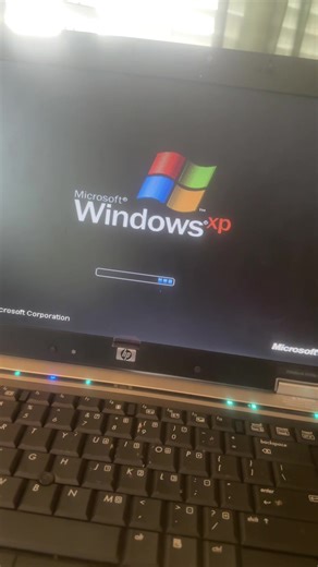 Exploring a Vintage Windows XP Computer
