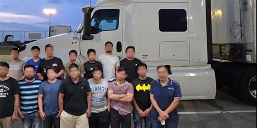 Laredo Border Patrol stops smuggling of 15 people