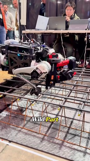 #Amazing iron bending robot 🙏❤️💪🏻😭 | Saidu Sani