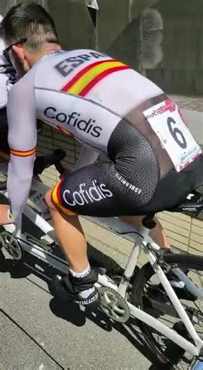 304K views · 1K reactions | #ParaWorldCup | ¡Turno para nuestros tándem!✅ Ya calientan para hacer su debut en la CRI Joan Sanso Riera-Joan Font  #TeamESPciclismo Cofidis Likes Ciclismo | Real Federación Española de Ciclismo | Facebook