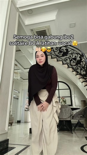 BCA Solitaire choir: lirik & cara gabung ibu-ibu BCA Prioritas