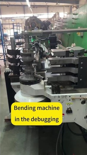 Tube bending machine for bicycle handle etc.