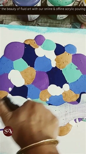 "Art of pour and flow"#Acrylic pouring # #FluidArt #colorflow #ArtShorts #CreativeFlow