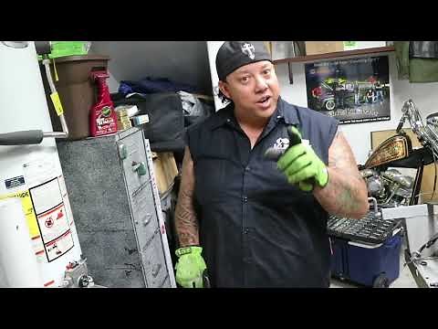 How To Remove A Harley Davidson Motorcycle Battery Step By Step