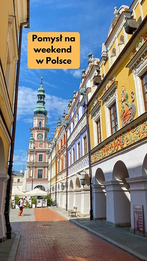 🇵🇱 POMYSŁ NA WEEKEND - JEDNO Z NAJPIĘKNIEJSZYCH MIAST W POLSCE 📍 Zamość ❤️ co warto zobaczyć: ➡️ Rynek Wielki z ratuszem i ormiańskimi kamienicami ➡️ Rynek Wodny ➡️ Rynek Solny ➡️ Brama Szczebrzeska ➡️ Pałac Zamoyskich ➡️ Kładka widokowa wschodnia ➡️ Kładka widokowa zachodnia ➡️ Synagoga ➡️ Brama Lwowska ➡️ Punkt widokowy na nadszaniec ➡️ Twierdza Zamość ☕️ na kawkę i małe co nie co polecamy kawiarnię Dolce Vita 🍔 na obiad warto się wybrać do restauracji na rynku wielkim - Krowa na Miedzy (ż
