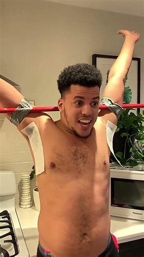 The best waxing of the century 🤣🤣#prank#funny#usaus#funnyvideos#fyp#couple