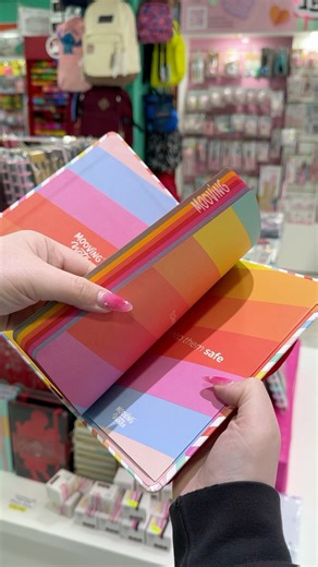 Cuaderno rainbow #cuadernos #rainbow | Einstein Libreria
