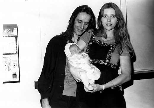 Bebe Buell: 'Band-Aide' To Todd Rundgren & Steven Tyler | Rocksoffmag