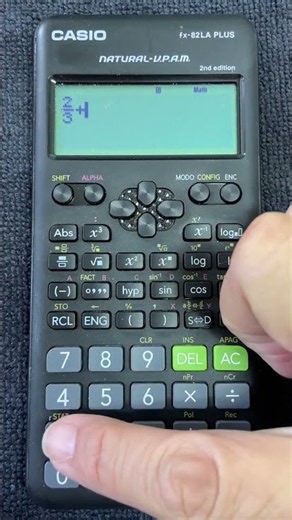 Cómo Sumar Y Restar Fracciones En La CASIO FX-82LA Plus 🔥 Fácil Y En Segundos