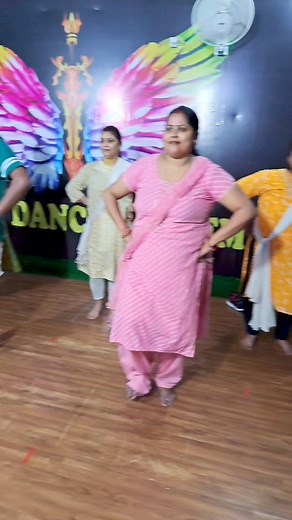 3M views · 10K reactions | Piya ka pyar mil jaye..❣️❣️ #fbreelsvideo #piyakapyarmiljaye #reelschallenge #trendingpost | Sawan dance academy | Facebook