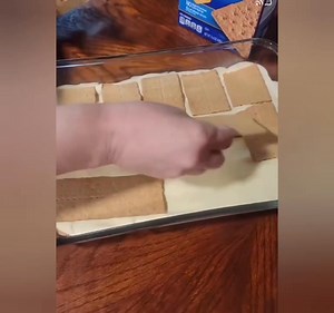 EASY CHOCOLATE ECLAIR | The Shabby Shack