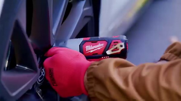 Don't overspend on the tools you need this holiday season. Get more for less when you shop select deals on MILWAUKEE®️ Tools this month at NAPA®️. #Milwaukee #HolidaySeason #Holidays #NAPA #TheNAPANetwork #Tools | NAPA Minnesota