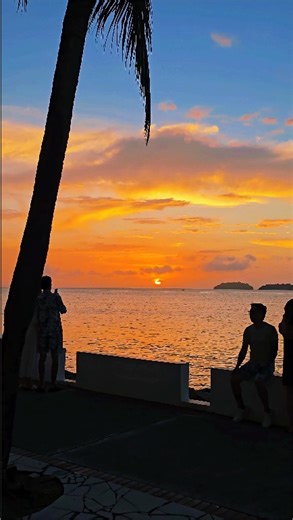 At The Magellan Sutera Resort, holiday mood comes naturally 🌴Book direct via the Sutera Harbour website and enjoy an extra 5% off with promo code VM2026 Wake up to ocean views, spend slow afternoons by the pool, and end your day with sunsets by the sea. Book your stay here: https://www.suteraharbour.com/hotels/the-magellan-sutera-resort/offers/book-now-save-more/ #SuteraHarbour #FamilyEscapade #LuxuryStaycation #HolidayWithKids #IntegratedResort #SuteraExperience #SabahResort #ResortLifestyle |