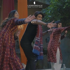 After Laila-O-Laila for our beautiful Balochistan, this time Urooj Fatima and I are coming back with “Allay”, feat. Abid Brohi, for our Sohna Sindh. Stay tuned. #Allay #Sindh #JiyeSindh #JiyePakistan #Ajrak | Ali Zafar