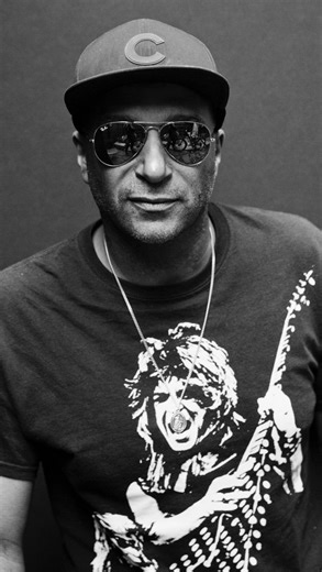 George Stroumboulopoulos 🐺 on Instagram: "Canada 🇨🇦 Canada 🇨🇦 Canada 🇨🇦 I’ve known Tom Morello for years, and every time we sit down, it ends up bigger than just music. Tom’s had the kind of career most musicians couldn’t even dream up: Rage Against the Machine, Audioslave, Prophets of Rage, The Nightwatchman, and now a new solo record that ties it all together. But underneath it, he’s still that kid driven by heavy riffs and heavier ideas. There is more to come from this session of real