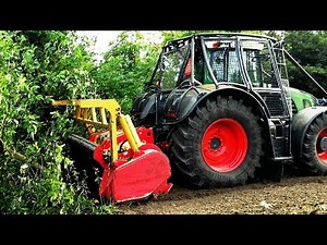 TREE FELLING - FENDT 939 VARIO & FORESTY MULCHER SEPPI M MAXIFORST 300