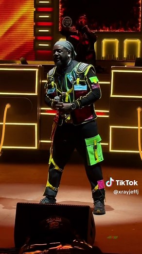 Teddy Pain Rocked Red Rocks! @Theodore #tpain #redrocks #colorado #tp20 #low