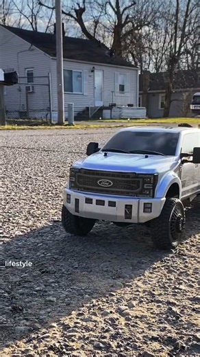 The rc mega truck is back 😈 this thing is a beast! #highstrunglifesty... | Truck