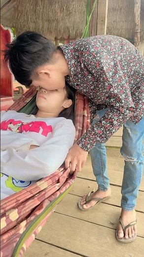Sweet Kiss With My Honey 😘💖 | Cute Couple Love Moments #SweetKiss #HoneyLove #CoupleGoals