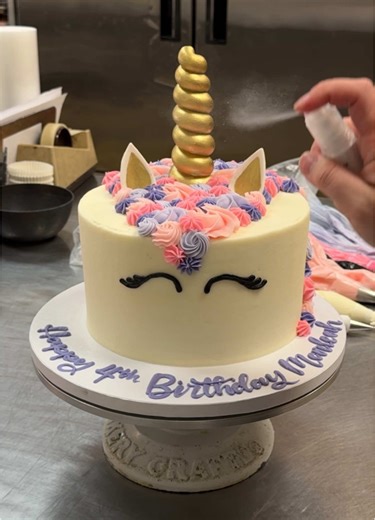 Ruffle Cakes: The Trendy Alternative to Unicorn Cakes