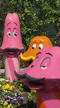 Singing Mushroom & Frog Robot FREAKS at Kings Dominion