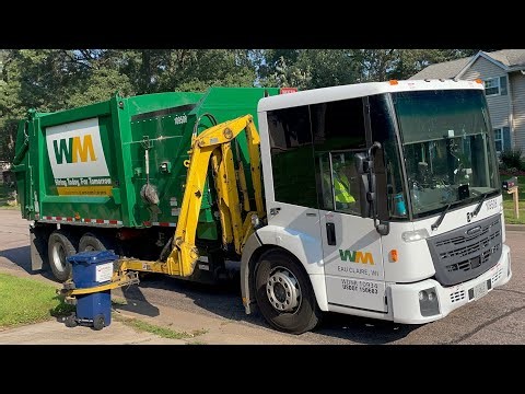 WM EconicSD Heil Python Garbage Truck
