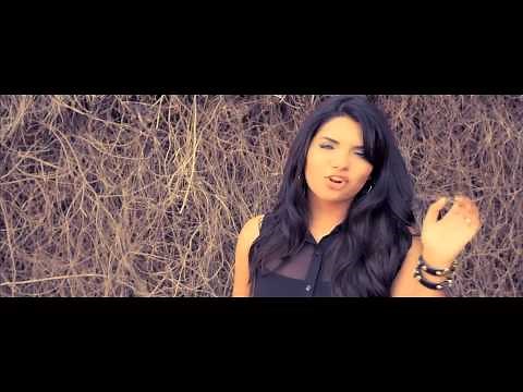 Damaris Guerra- El Es Emmanuel (Video Oficial)