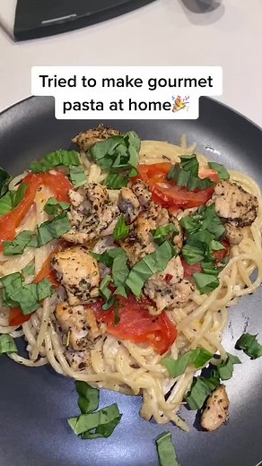 I love pasta 🥘 #food #chef #tiktok #fyp #fypシ #hellofresh