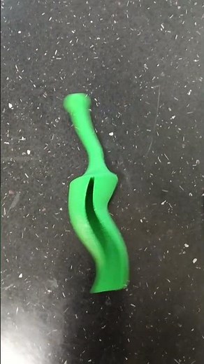 wiggly green 3d printed spoon day 19; of making a spoon every day until..