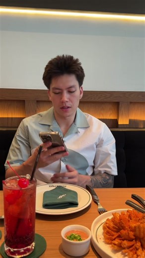 he was ready to eat already 😂