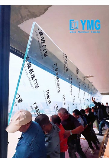 Expert Installation of Oversized 9-Meter Jumbo Glass