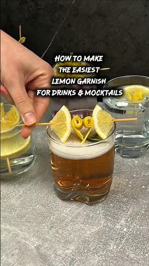 How to Make the Easiest Lemon Cocktail Garnish