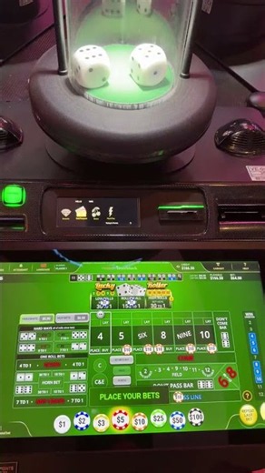 Live Bubble craps Play:$100 tries #casino #gambling #cruise