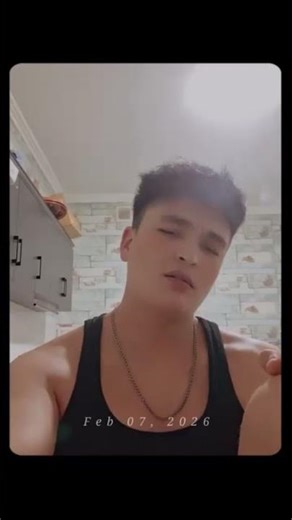 Между нами 8 лет разницы, расстояние в тысячи км, разный менталитет, 10 мес разлуки, но не отпускает