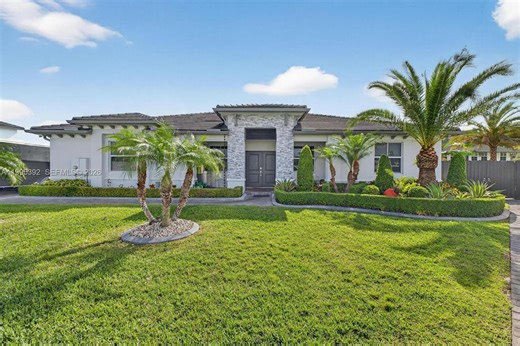 29215 SW 167th Ct, Homestead, FL 33030 - MLS A11995392 - Coldwell Banker
