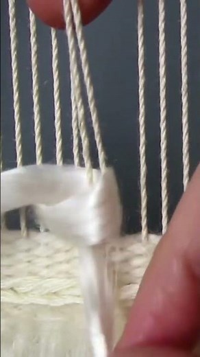 Soumak weaving lesson for beginners