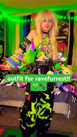 one month later and another ravefurrest!💚🐾 #furry #rave #clothing #fashion #kandi #grwn #shorts