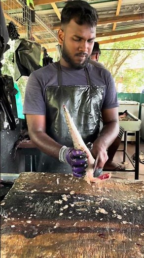 Amazing😱😱😱 Talented thilapia fish cutter #trending #viralvideo