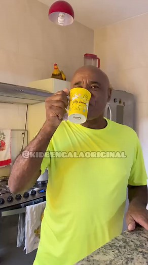 22K views · 324 reactions | Bom dia pessoal, vai um chá do Kid aí? 藍 #kidbengala #meme #viral #foryou #comedia #zoeira #brincadeira #engracado #tiktokindia #fy #tiktok #fy | Kid Bengala | Facebook